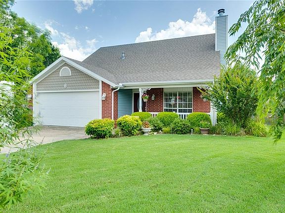 2nd image of 6 Greenridge Ln