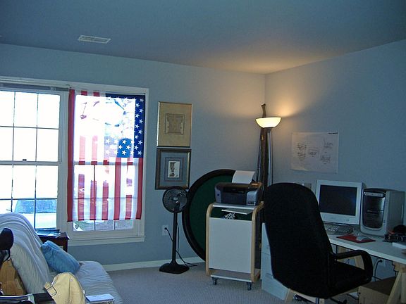 OFFICE / 2ND MASTER BEDROOM