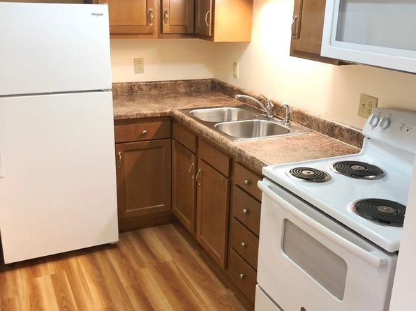 225 Hillview Ln #303