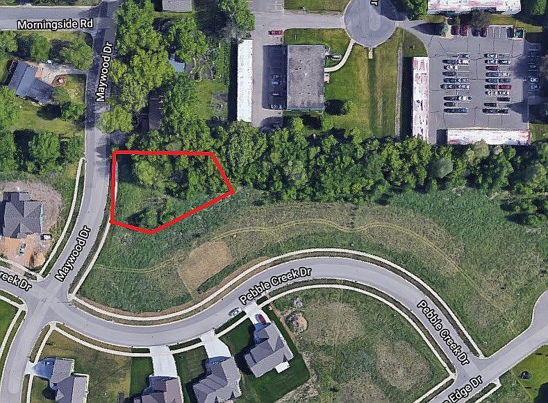 1st image of 780 Maywood Dr