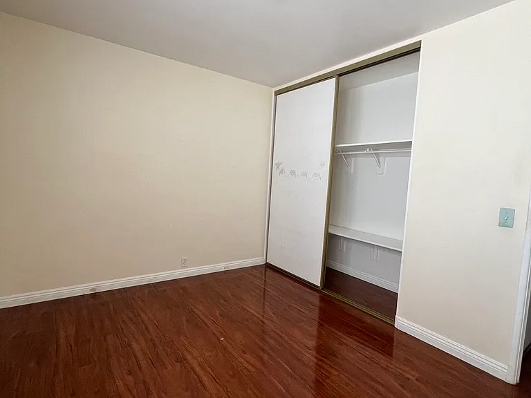 9726 Olive St — Photo 12