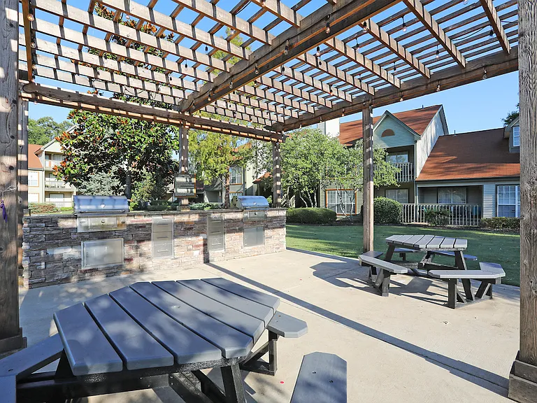 Outdoor Kitchen at Woods of Post House Apartments in Jackson, TN