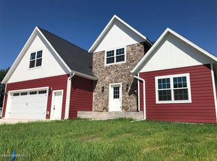 203 Northern Hills Trl, Saint Charles, MN 55972