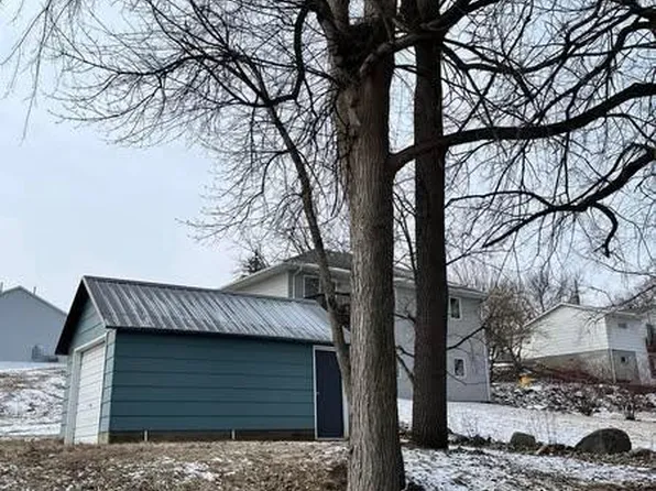 1527 S German St, New Ulm, MN 56073