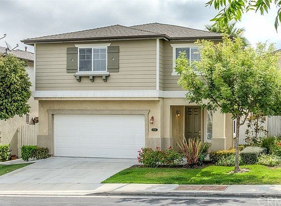 3rd image of 17544 Nutwood Dr