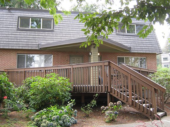 2nd image of 3834 175th Ave NE APT 12