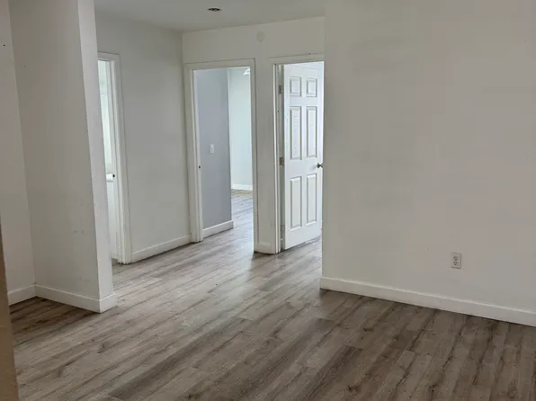7255 Kester Ave, Van Nuys, CA 91405