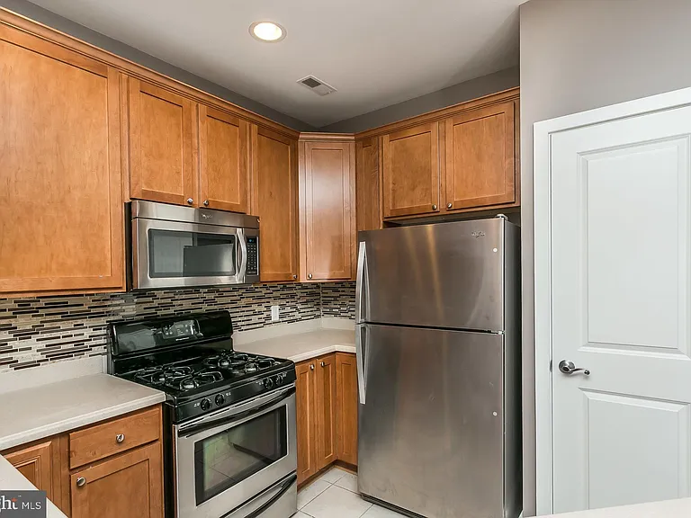 905 S Caroline St #3 — Photo 12