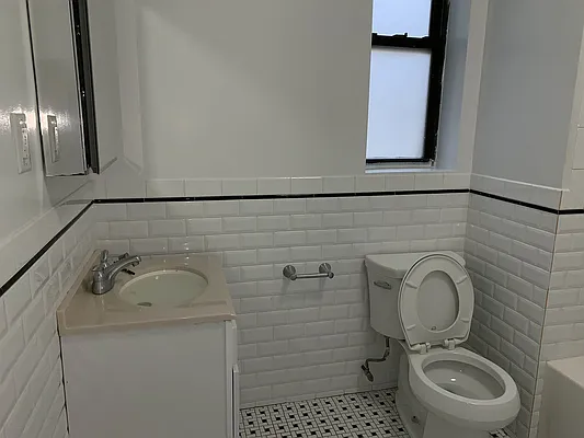 Rented by Beekman Street Realty | media 13