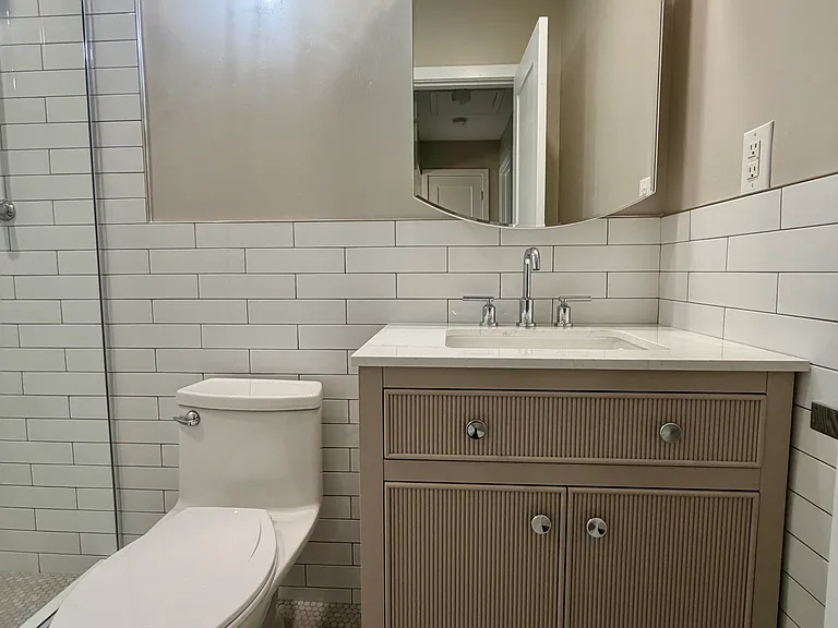 965 Morningside Dr #2W — Photo 21