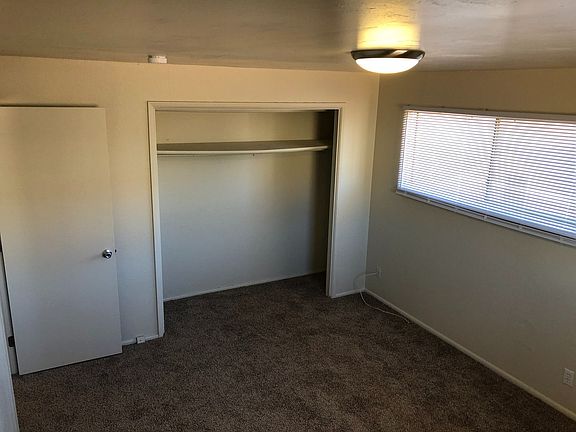 4th image of 552 E Tabernacle St APT Q