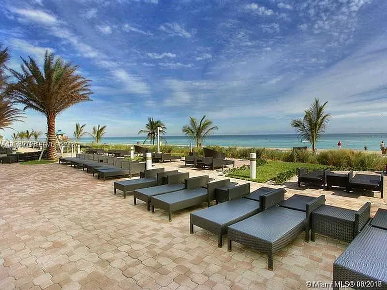 18201 Collins Ave #1908 — Photo 30