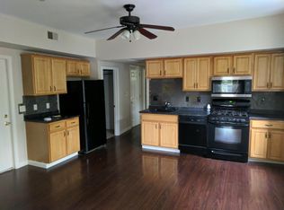 77 River St APT 3, Haverhill, MA 01832