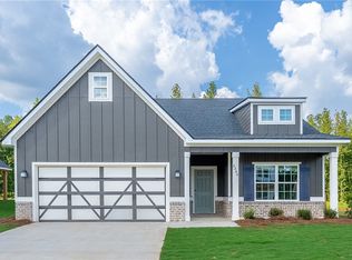 2266 Fuzzy Fls, Opelika, AL 36804