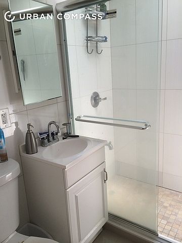 1st image of 337 W 48th St APT 4C