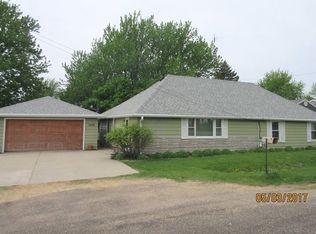 1279 Chestnut St, Eldena, IL 61324