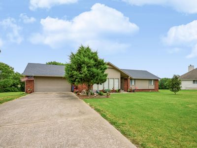 2219 Twin Hills Drive, Joplin, MO, 64804