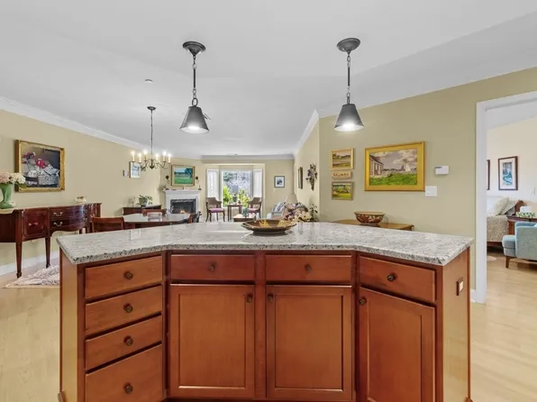 490 Main St Unit 205, Northborough, MA 01532