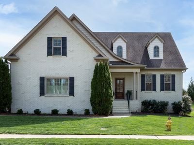 105 Carly Close, Hendersonville, TN, 37075