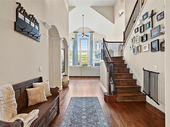 4th image of 1409 Bay Meadows Dr