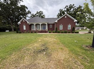 23 Regalwood Dr, Manchester, TN 37355