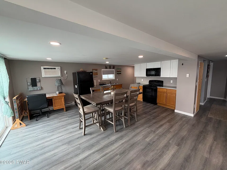 27 Lizzys Ln #1