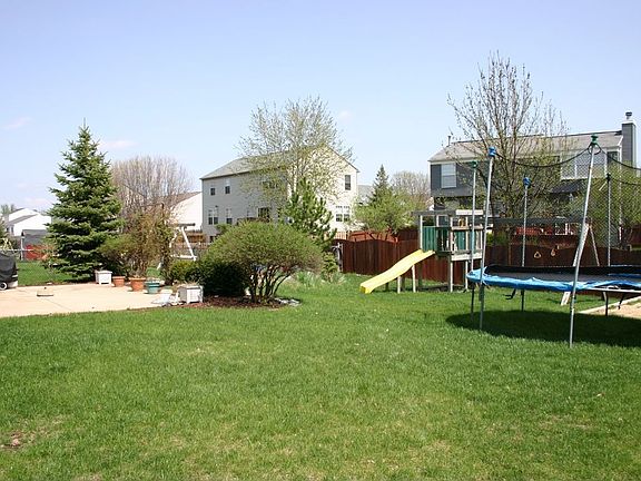 2nd image of 1197 Narragansett Dr