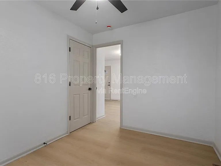 609 SE Florence Ave — Photo 11