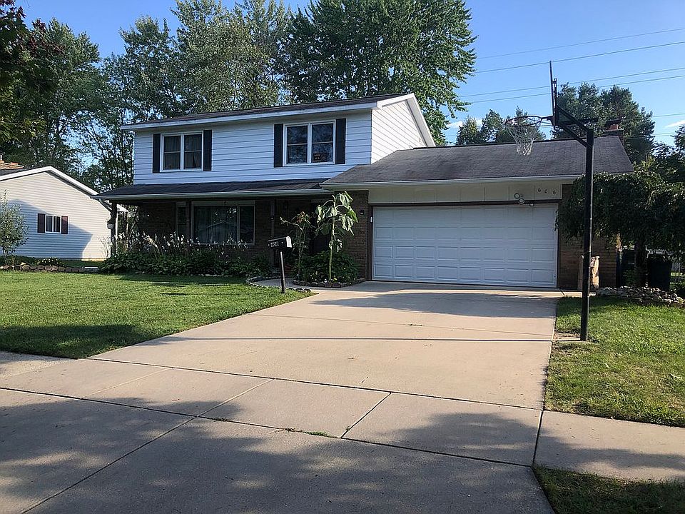 1st image of 608 Wilson Dr