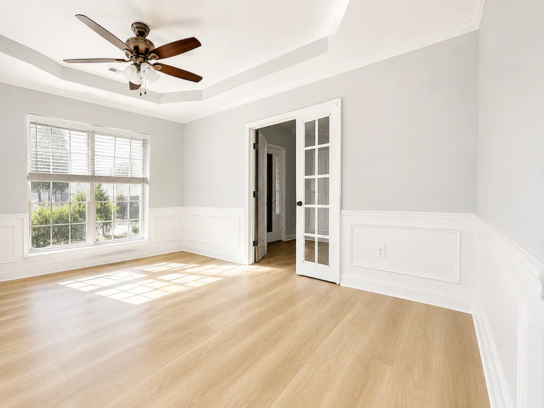 Dinning Room / Playroom