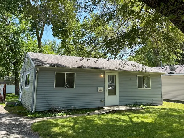 1502 N Division Ave, Urbana, IL 61801