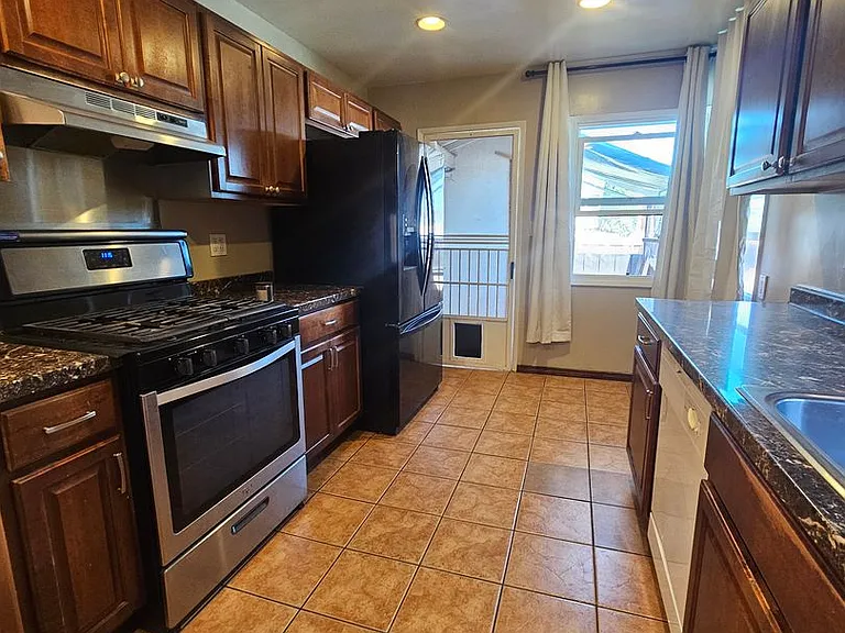 7186 Central Ave #1 — Photo 7