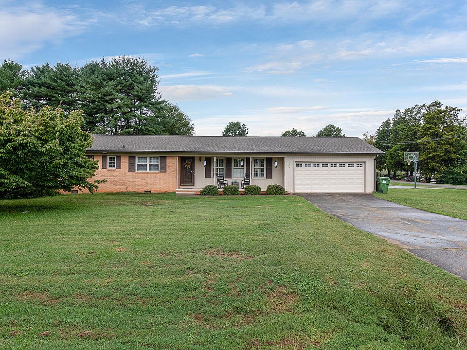 1st image of 1741 Scenic Dr