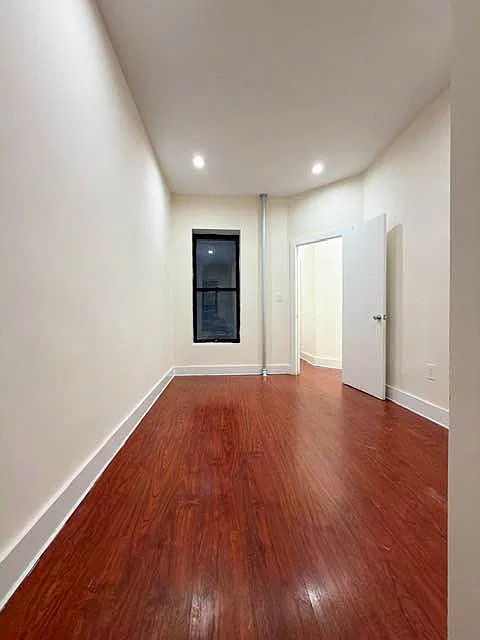 534 West 159th Street — Photo 3