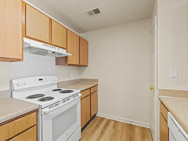 Springview Apartments — Photo 90