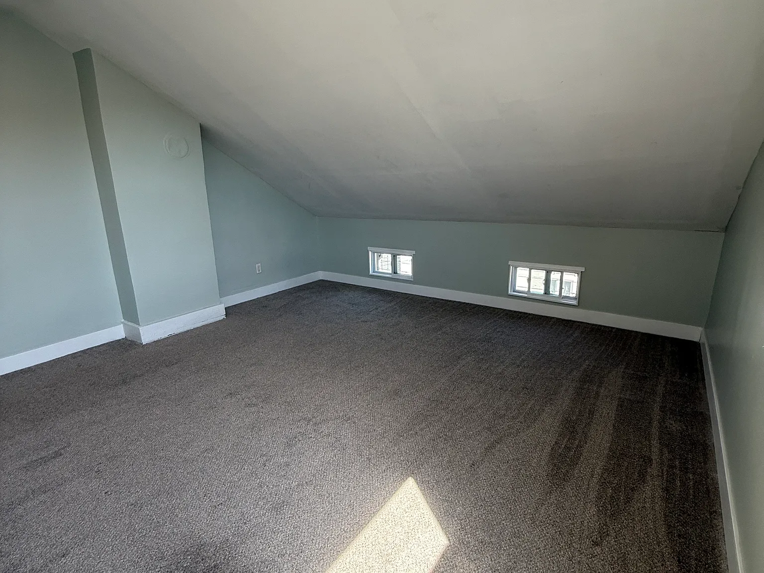 2 bed, 1200 sqft, $1,325 — Photo 4