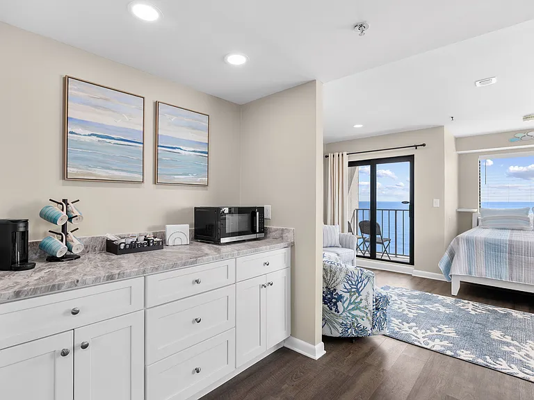 5905 S Kings Hwy #1004 — Photo 5