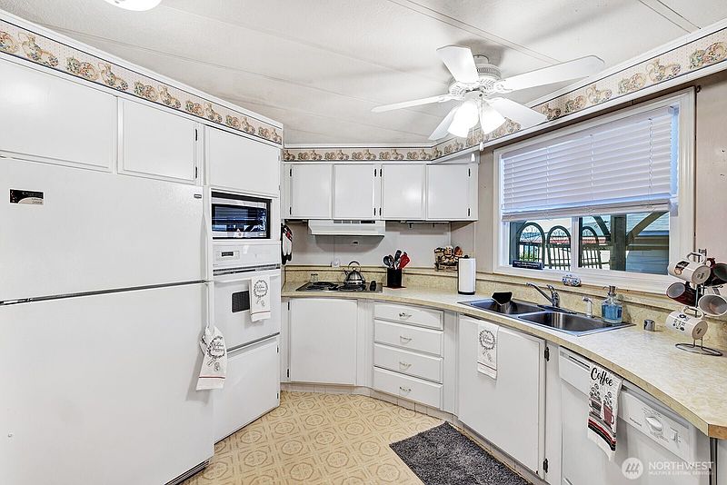 5th image of 2500 Alder Street #108