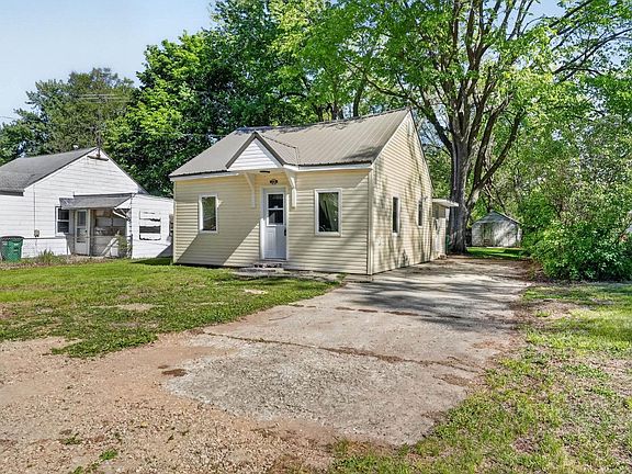 2nd image of 235 Feldt Ave