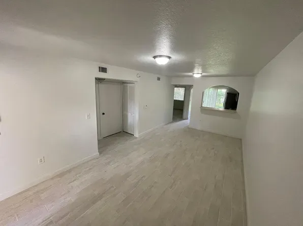 1261 SE 29th St #10425, Homestead, FL 33035