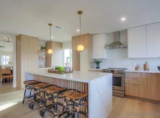 2018 Pintoresco Ct, Carlsbad, CA 92009