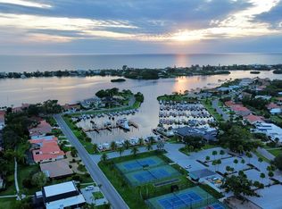 41 Landlubber Ln, Osprey, FL 34229