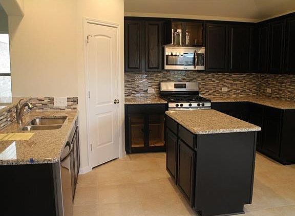 4th image of 124 Pecanwood Ct