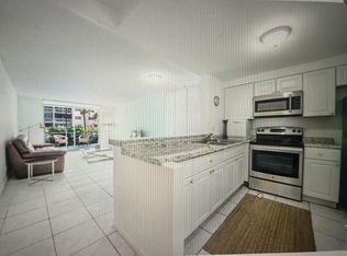 501 NE 14th Ave APT 103, Hallandale, FL 33009