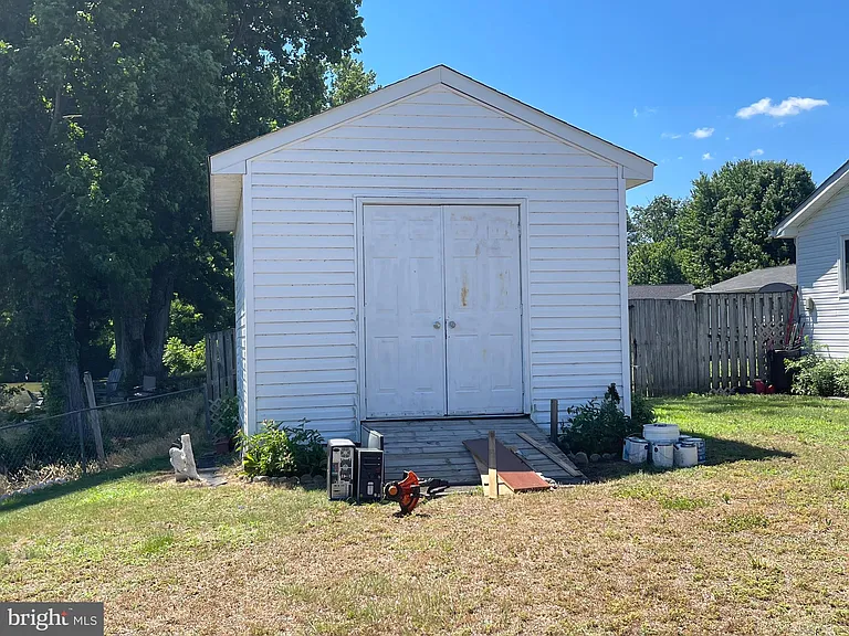 175 Blackwell Rd — Photo 6