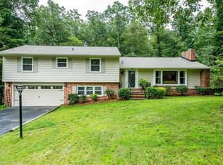 315 Woodland Trl, Laurel Park, NC 28739
