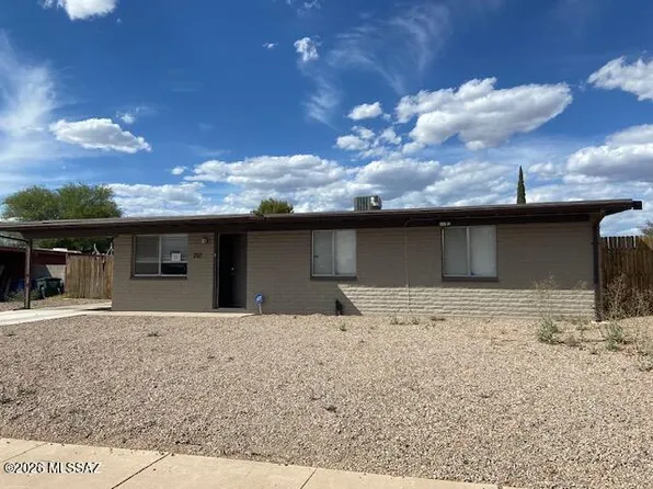 7511 E Poinciana Dr, Tucson, AZ 85730