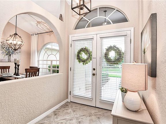 5th image of 820 Cumberland Cir