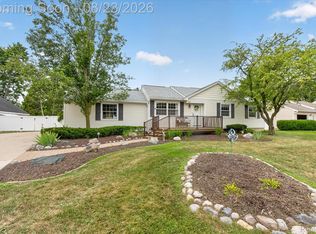 551 Gamma Rd, Walled Lake, MI 48390