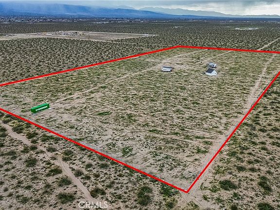 2nd image of 15803 Paramount Rd